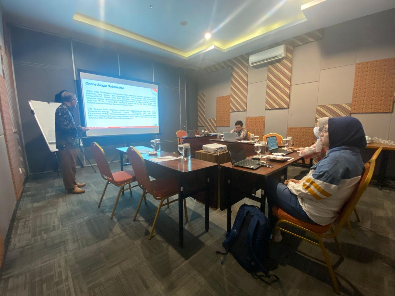 Bimtek Langkah Praktis Mewujudkan Standar Lingkungan dalam Kegiatan Laboratorium Modern Terbaru 2025/2026