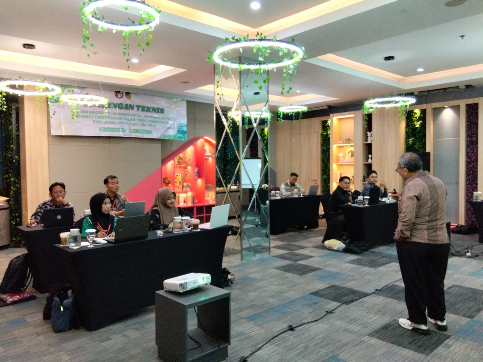 Training Penyusunan KLHS (Kajian Lingkungan Hidup Strategis) Terbaru 2026/2027: Panduan Lengkap Integrasi Pembangunan Berkelanjutan dalam Kebijakan dan Perencanaan Daerah